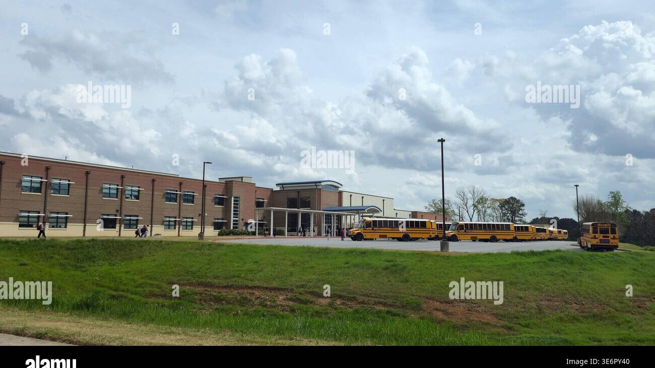 How to Verify School Boundaries Before Moving