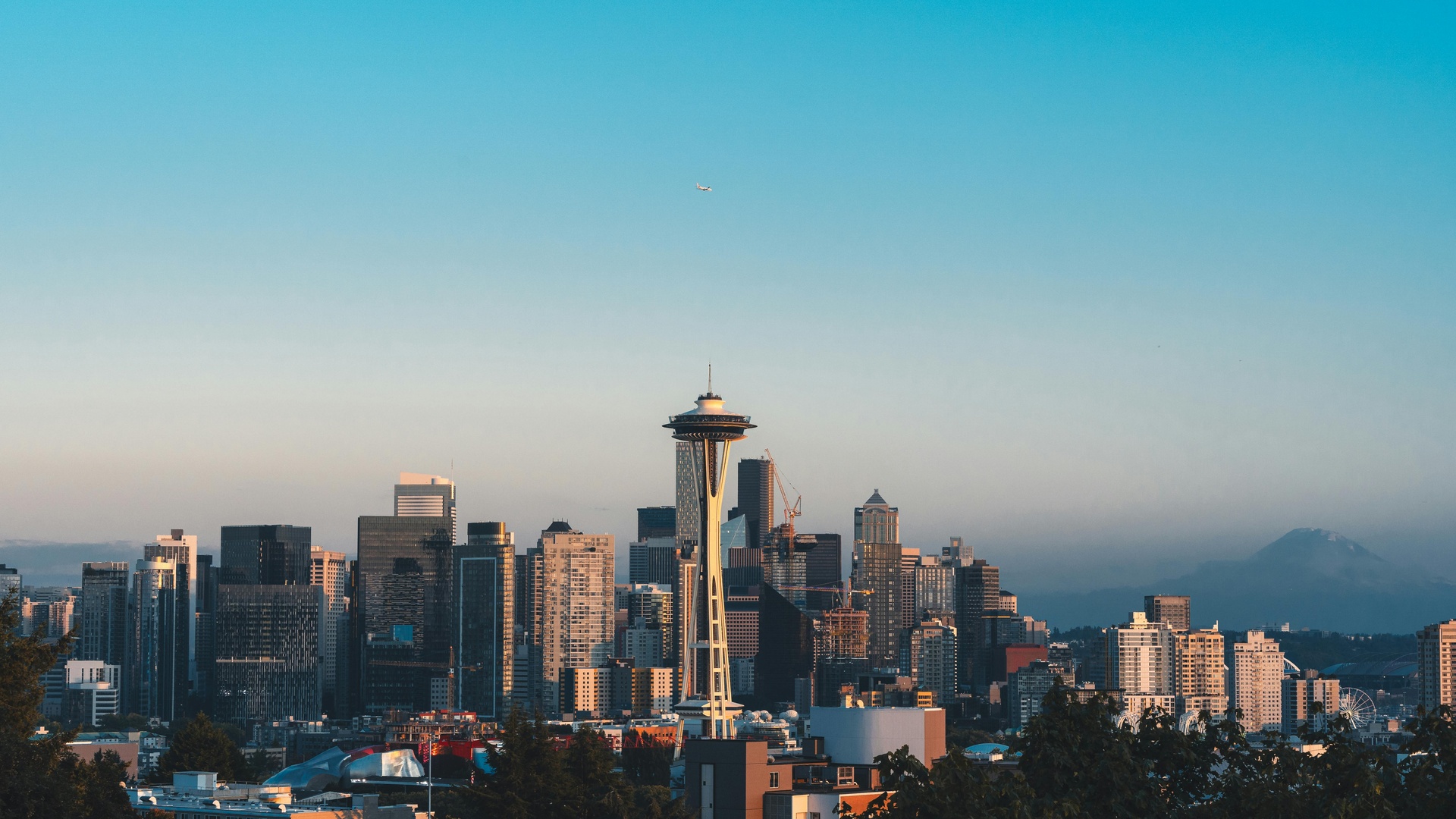 Unknown, PR - Real estate and demographics data